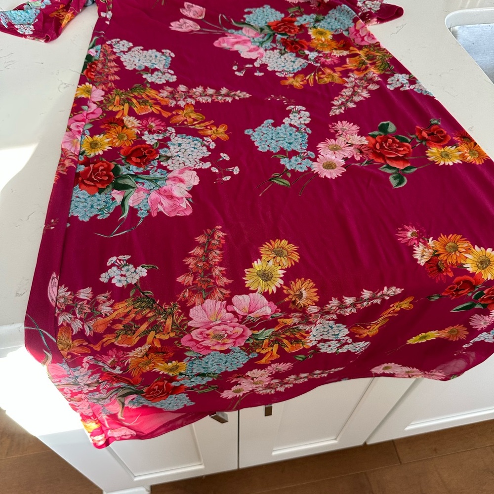 Floral Maxi Dress in Vibrant Pink - Picture 3 of 5